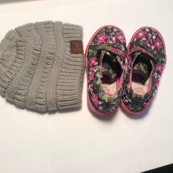Girls Lelli Kelly spring floral beaded shoes - Picture 1 of 16